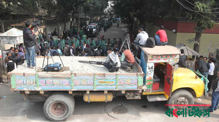 খালেদাকে ‘হত্যাচেষ্টায়’ হাসিনাসহ ১১৩ জনের বিরুদ্ধে মামলা